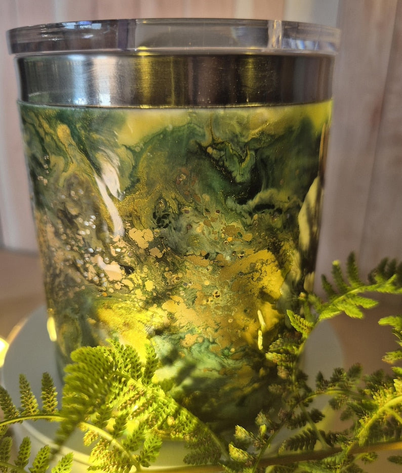 Premium Thermobecher "Herbstwald" – Handgemachtes Hirsch-Unikat in Grün 🦌