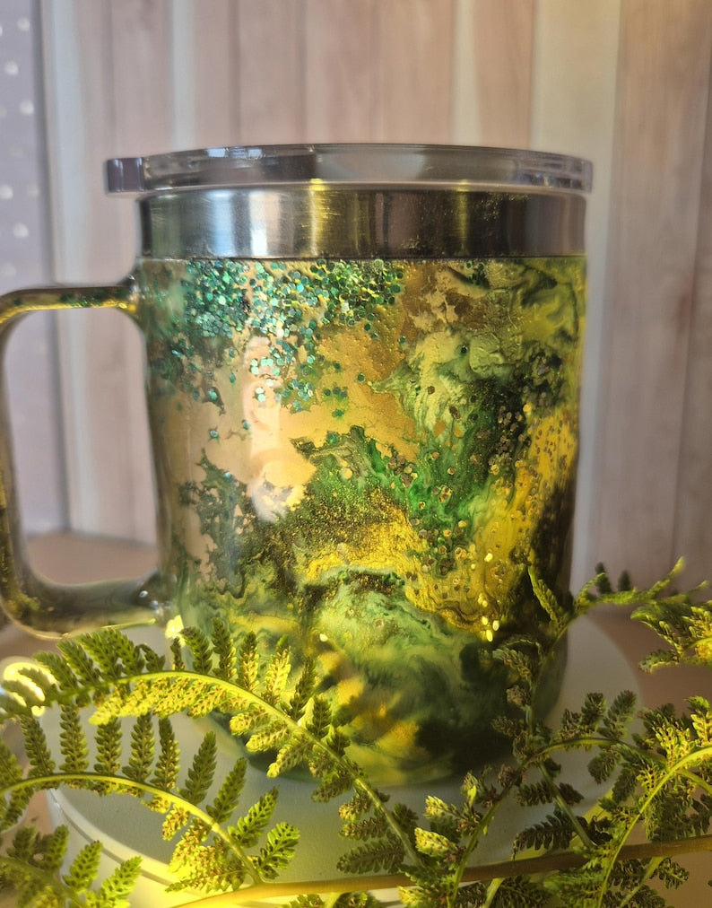 Premium Thermobecher "Herbstwald" – Handgemachtes Hirsch-Unikat in Grün 🦌