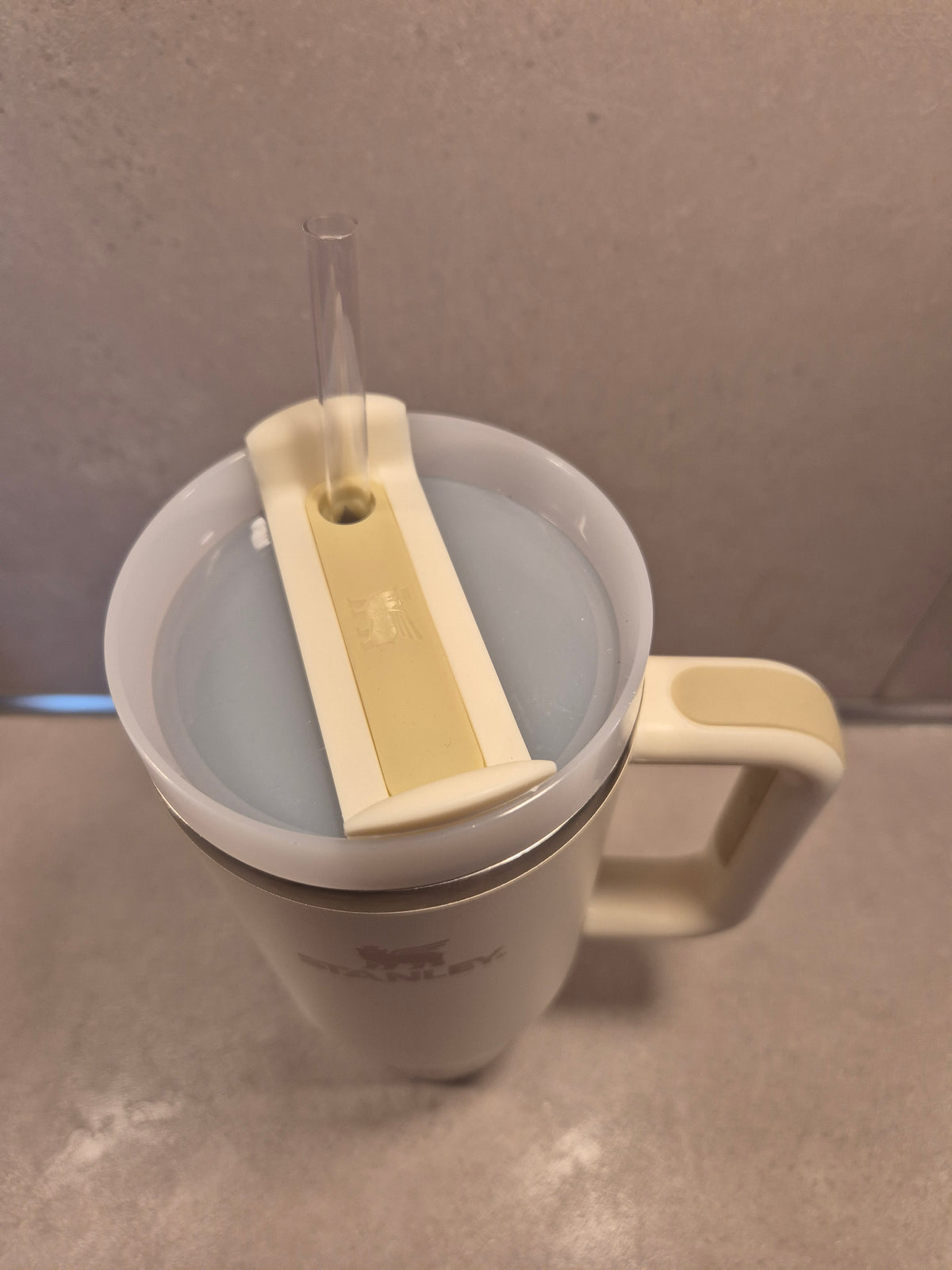 Stanley Quencher H2.0 1,18 L – Cream 2.0 | individuell veredelt nach Wunsch