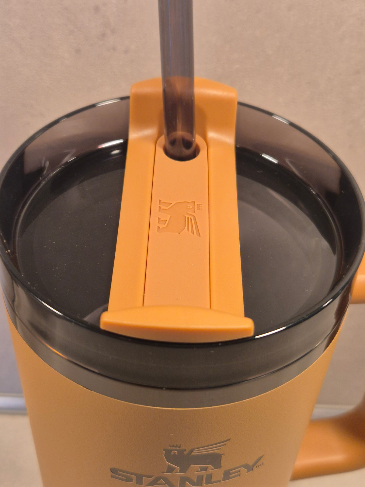 Stanley® Quencher H2.0 FlowState™ 1,18 L – Toast | individuell veredelt