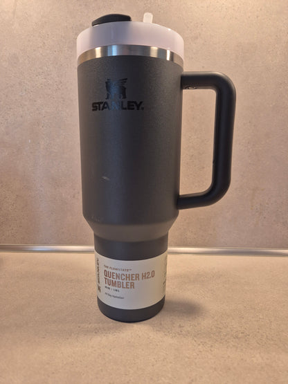 Stanley® Quencher H2.0 FlowState™ 1,18 L – Ash | individuell veredelt