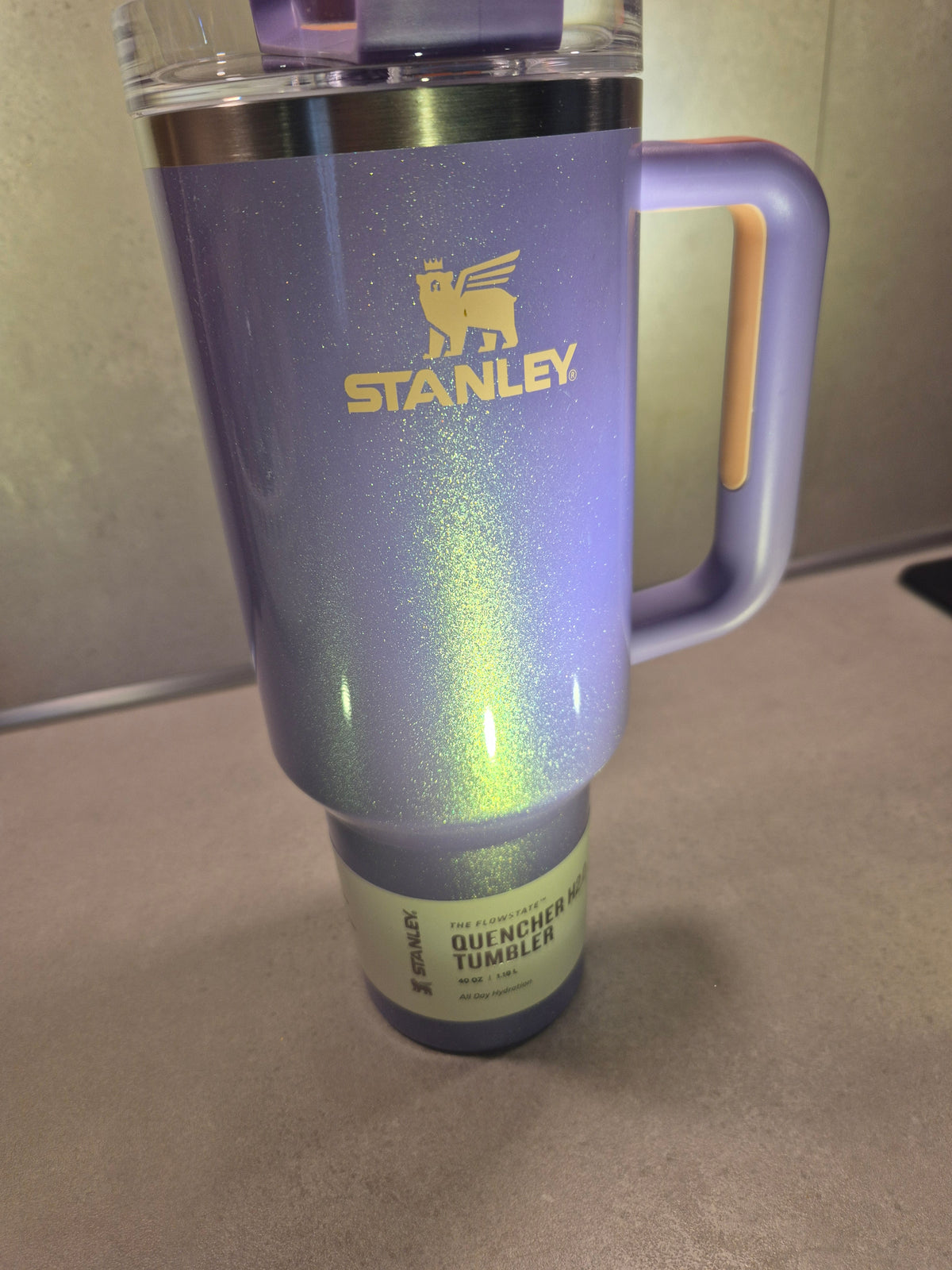 Stanley Quencher H2.0 FlowState™ 1,18 L – Periwinkle Shimmer – individuell veredelt & personalisiert