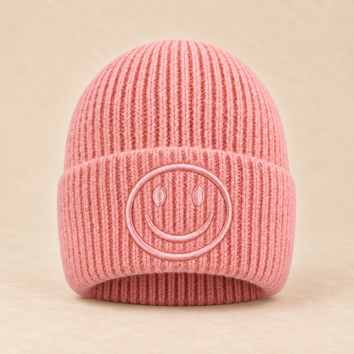 Smiley Strickmütze Damen – Kuschelige Wintermütze mit Smiley-Stickerei | Verschiedene Farben