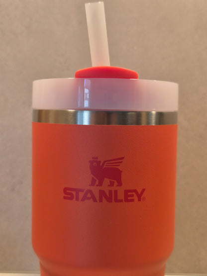 Stanley® Quencher H2.0 FlowState™ 0,59 L – Hot Coral | individuell veredelt
